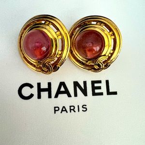 CHANEL 1980s CC-edge logo button clip-on earrings tourmaline pink gem